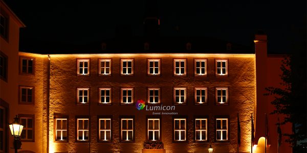 _R3A4081_O-Korr_Rathaus Bitburg_LUMICON_WEB_72DPI_Foto James Chan-A-Sue