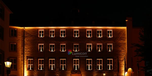 _R3A4082_O-Korr_Rathaus Bitburg_LUMICON_WEB_72DPI_Foto James Chan-A-Sue