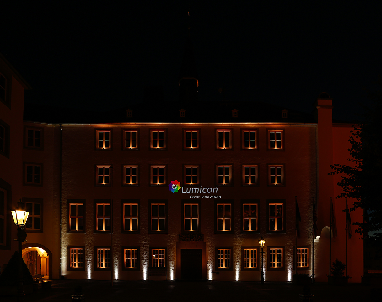 _R3A4087_O-Korr_Rathaus Bitburg_LUMICON_WEB_72DPI_Foto James Chan-A-Sue